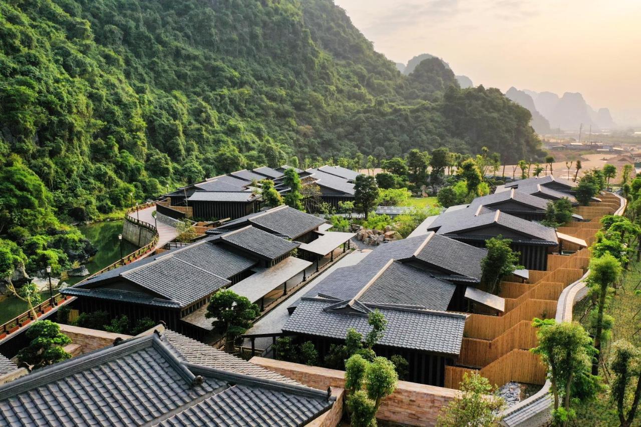 Yoko Onsen Quang Hanh Cam Pha Exterior photo